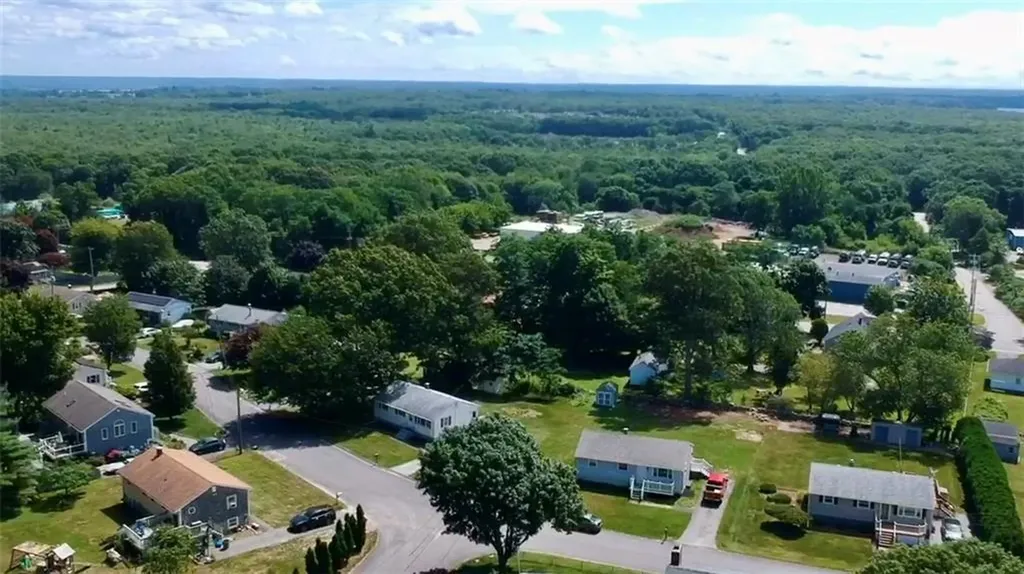 28 Carl Drive Tiverton RI 02878