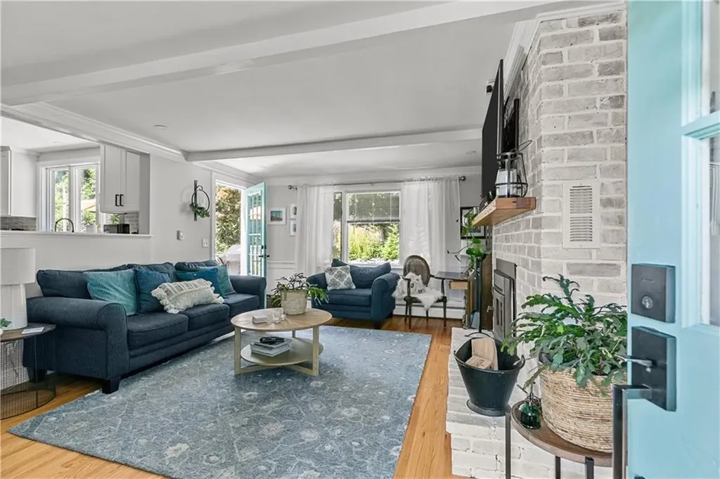 43 Greylock Road Bristol RI 02809