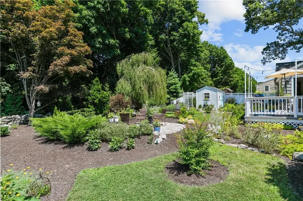 43 Greylock Road Bristol RI 02809