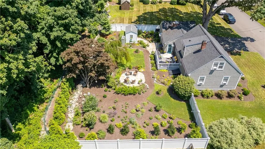 43 Greylock Road Bristol RI 02809