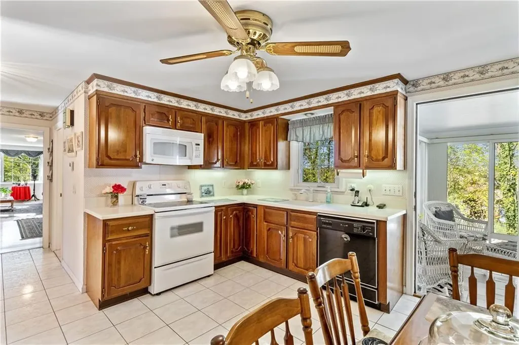 21 Tilton Street West Warwick RI 02893