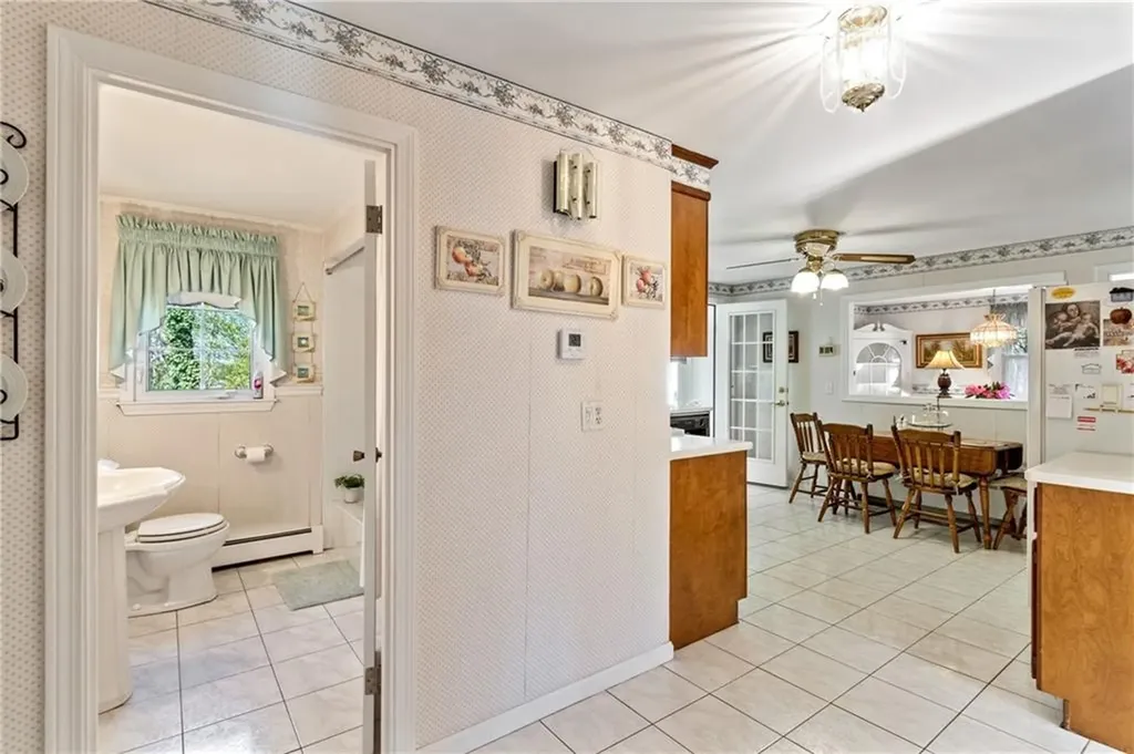 21 Tilton Street West Warwick RI 02893