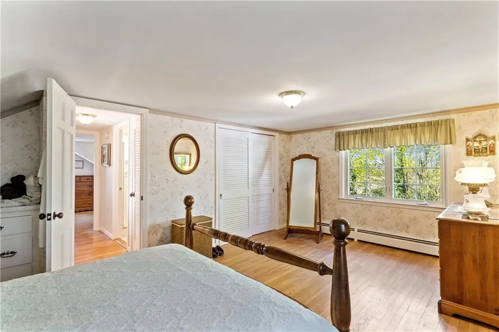21 Tilton Street West Warwick RI 02893