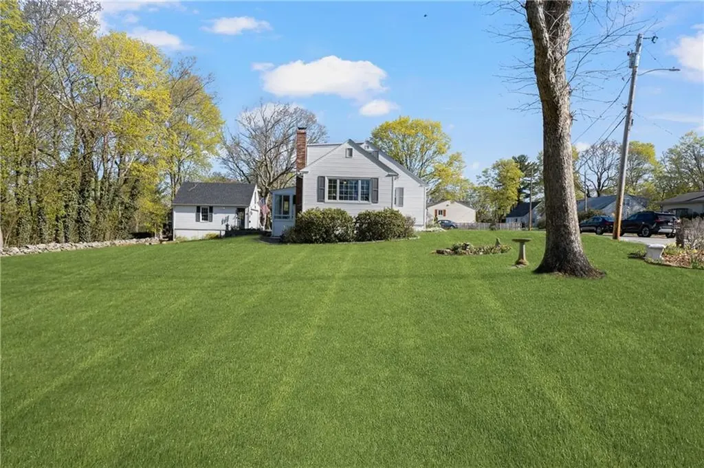21 Tilton Street West Warwick RI 02893