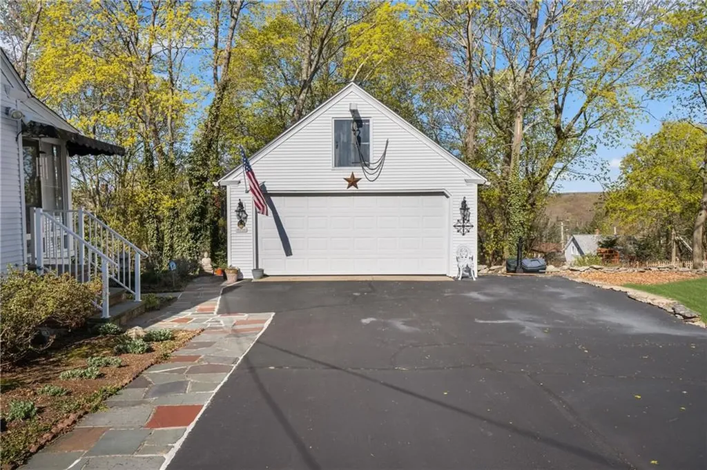 21 Tilton Street West Warwick RI 02893