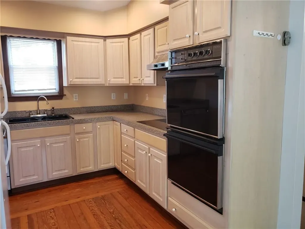 19 Potter Street Cranston RI 02910