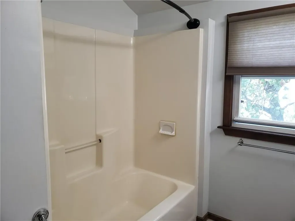 19 Potter Street Cranston RI 02910