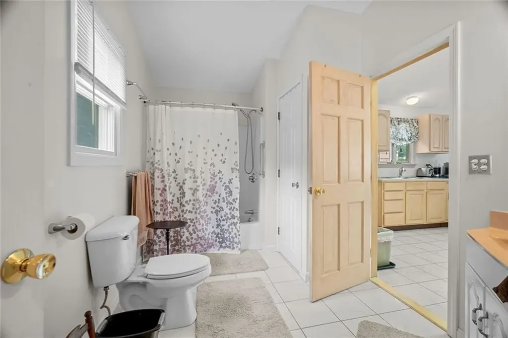 50 52 Pleasant Street West Warwick RI 02893