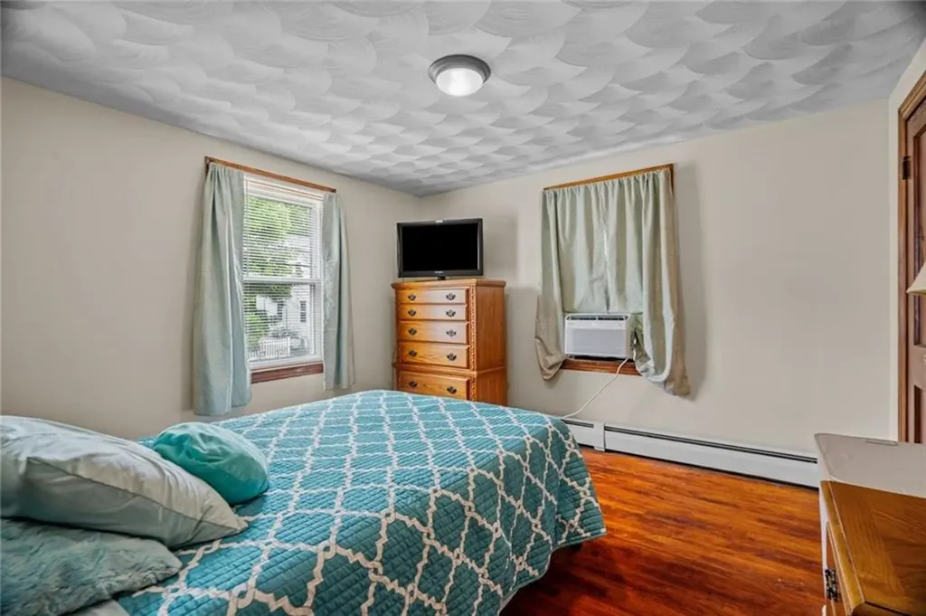 50 52 Pleasant Street West Warwick RI 02893