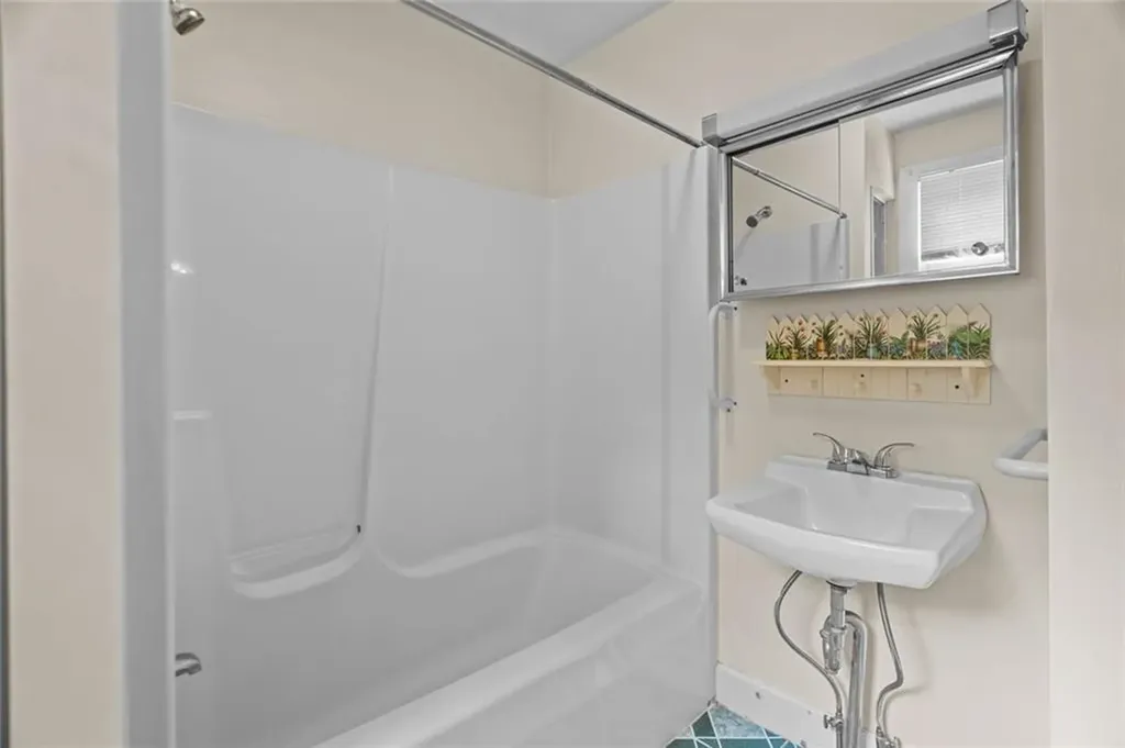 50 52 Pleasant Street West Warwick RI 02893