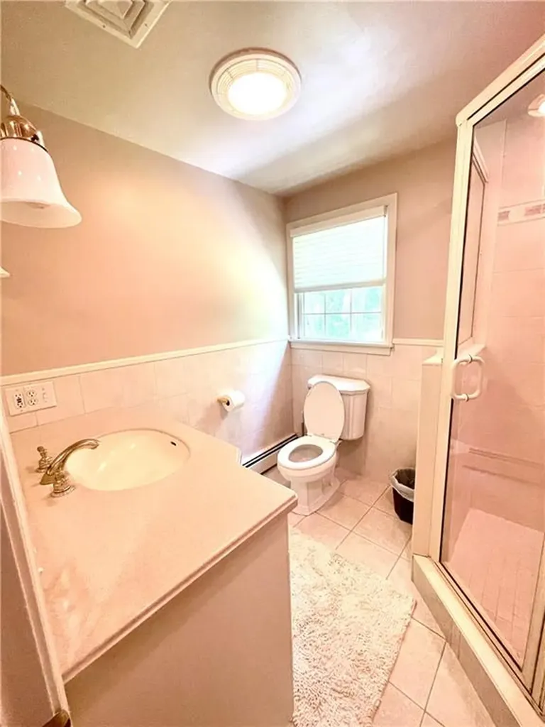 973 North Main Road Jamestown RI 02835