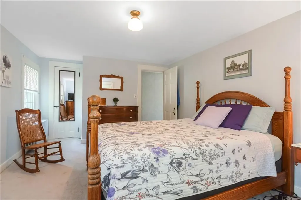 443 Victory Highway North Smithfield RI 02896