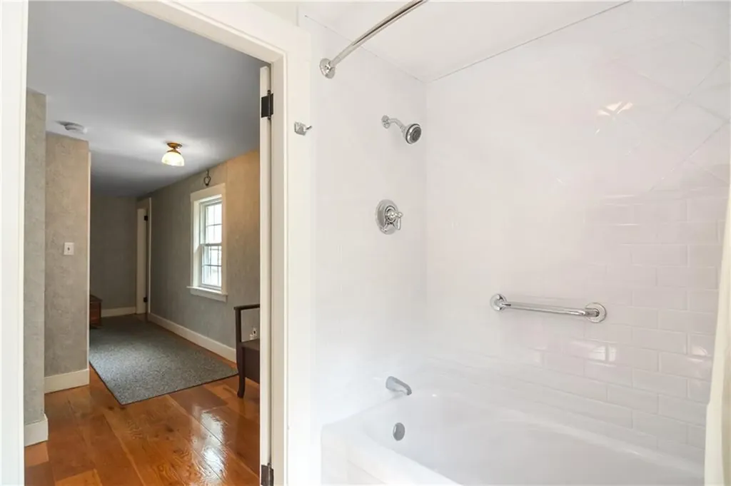 443 Victory Highway North Smithfield RI 02896