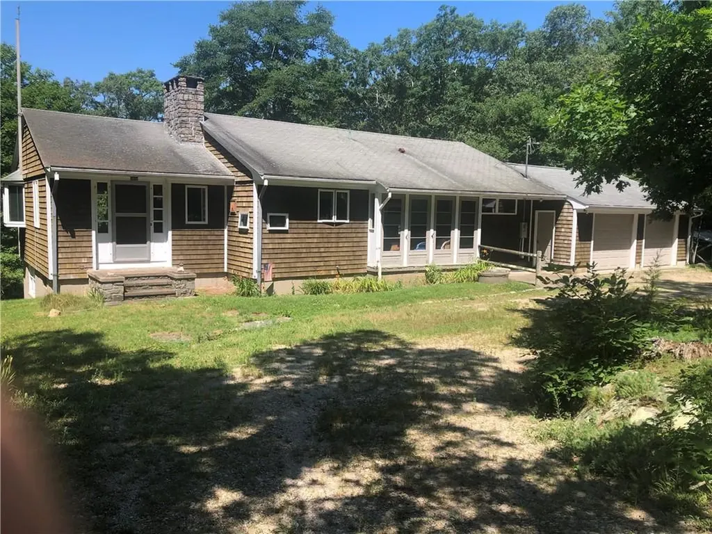 1696 Ministerial Road South Kingstown RI 02879