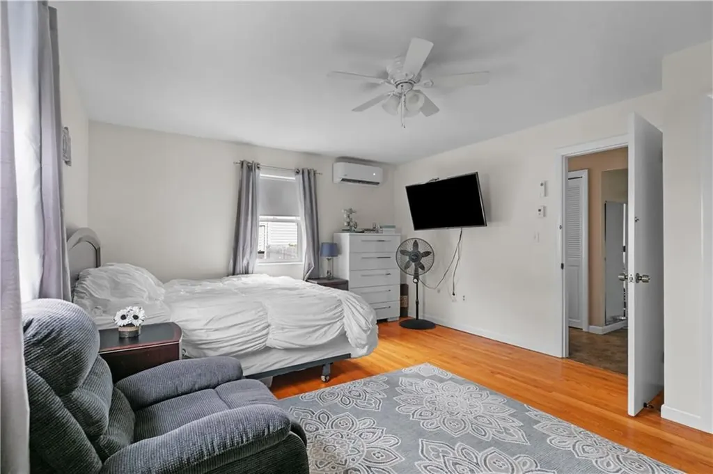 15 Balsam Avenue Middletown RI 02842