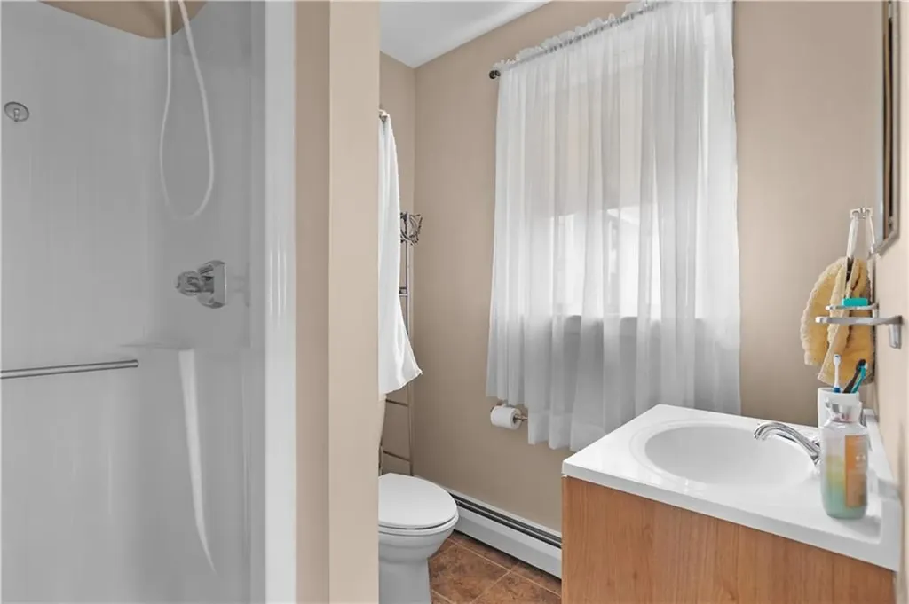 15 Balsam Avenue Middletown RI 02842