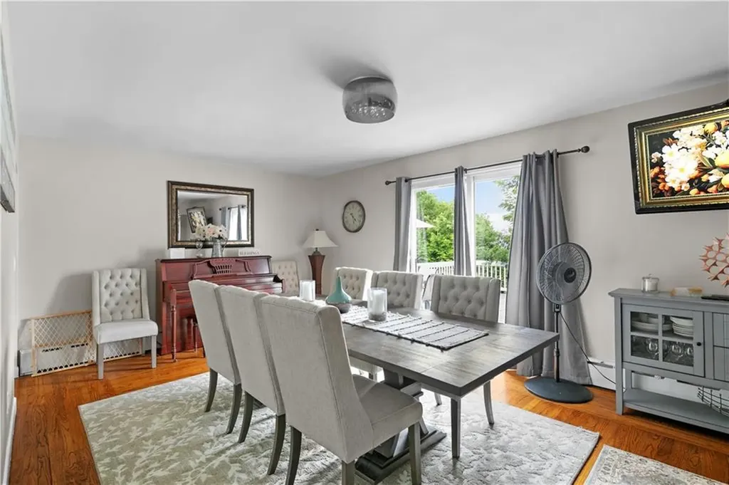 15 Balsam Avenue Middletown RI 02842