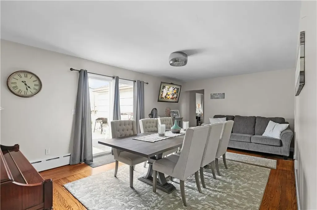 15 Balsam Avenue Middletown RI 02842
