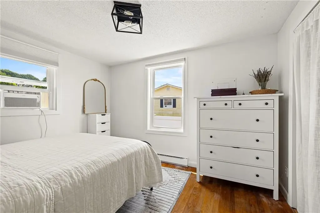 74 Lawrence Court Tiverton RI 02878