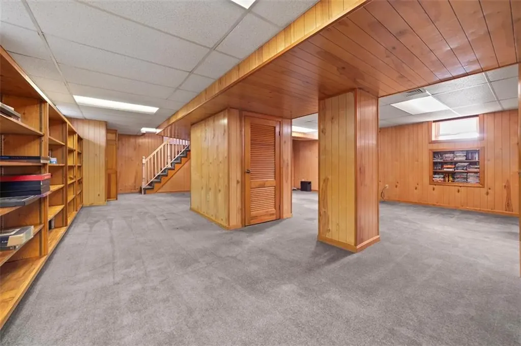 10 Waterman Avenue Cranston RI 02910