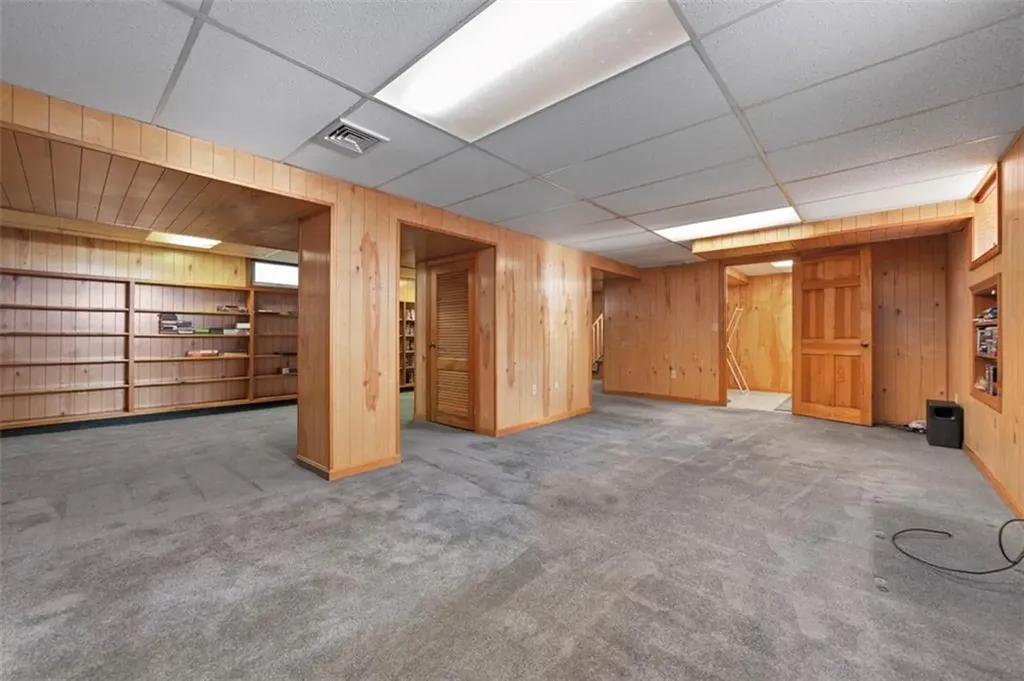 10 Waterman Avenue Cranston RI 02910