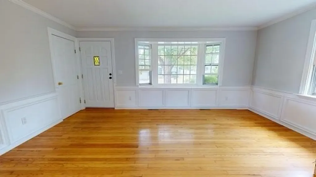 27 San Juan Drive Bristol RI 02809