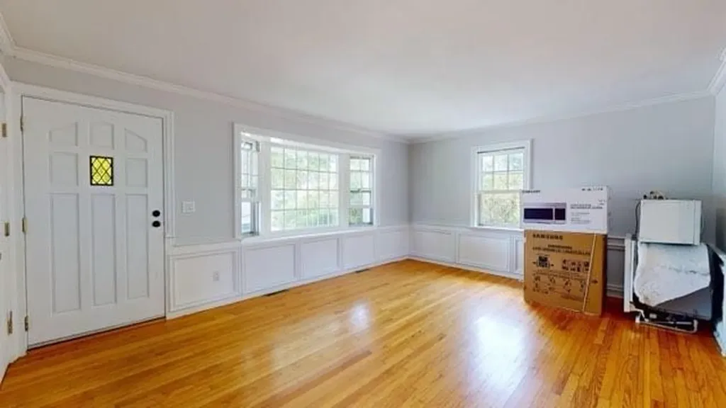 27 San Juan Drive Bristol RI 02809