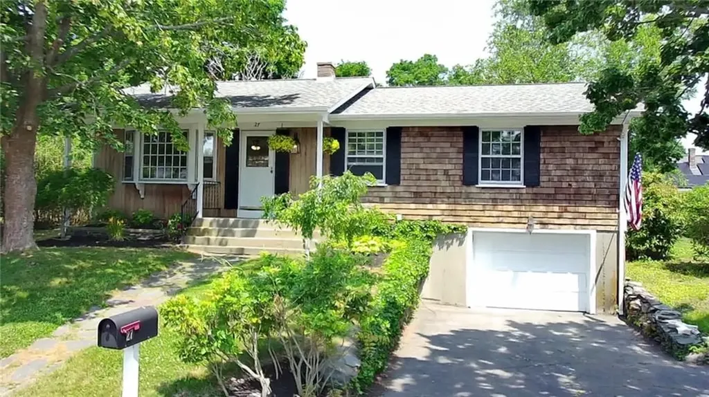 27 San Juan Drive Bristol RI 02809
