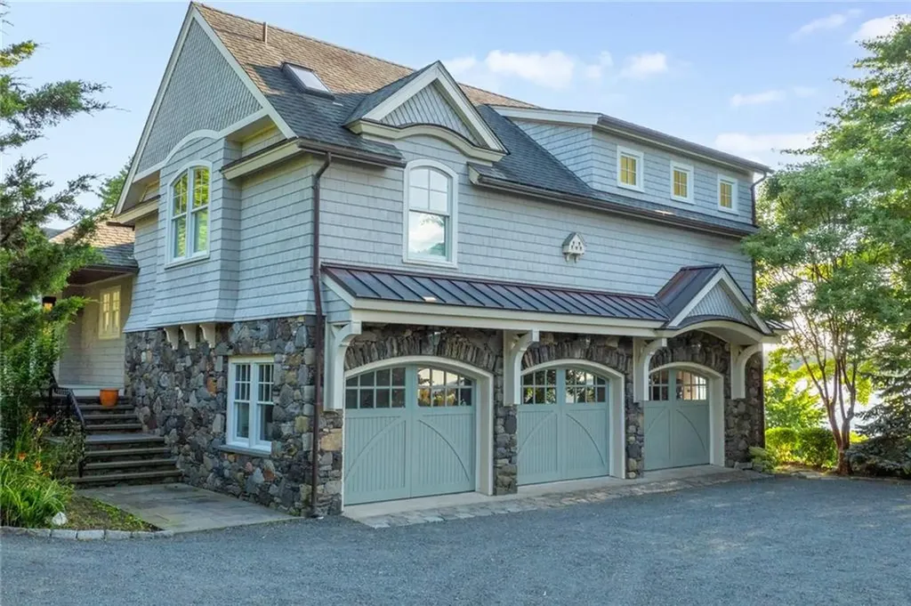 205 Seaside Drive Jamestown RI 02835
