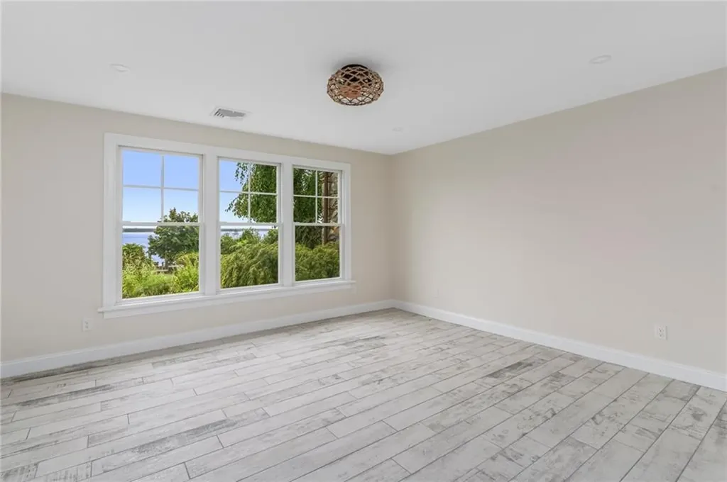 205 Seaside Drive Jamestown RI 02835