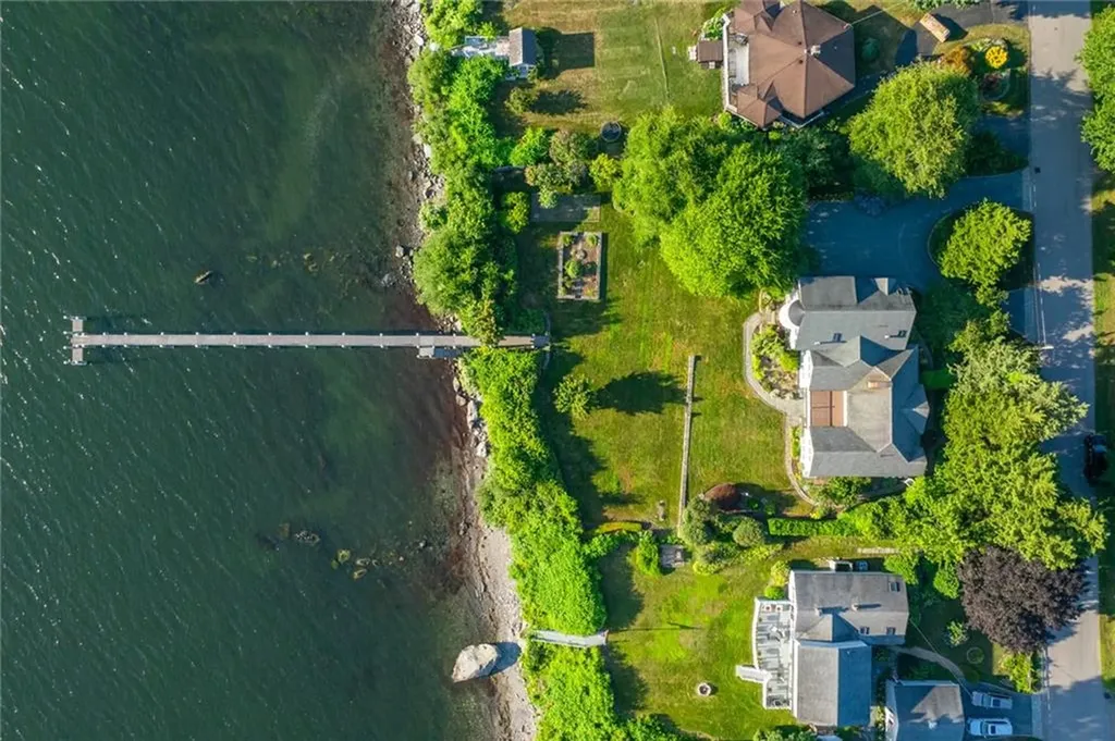 205 Seaside Drive Jamestown RI 02835