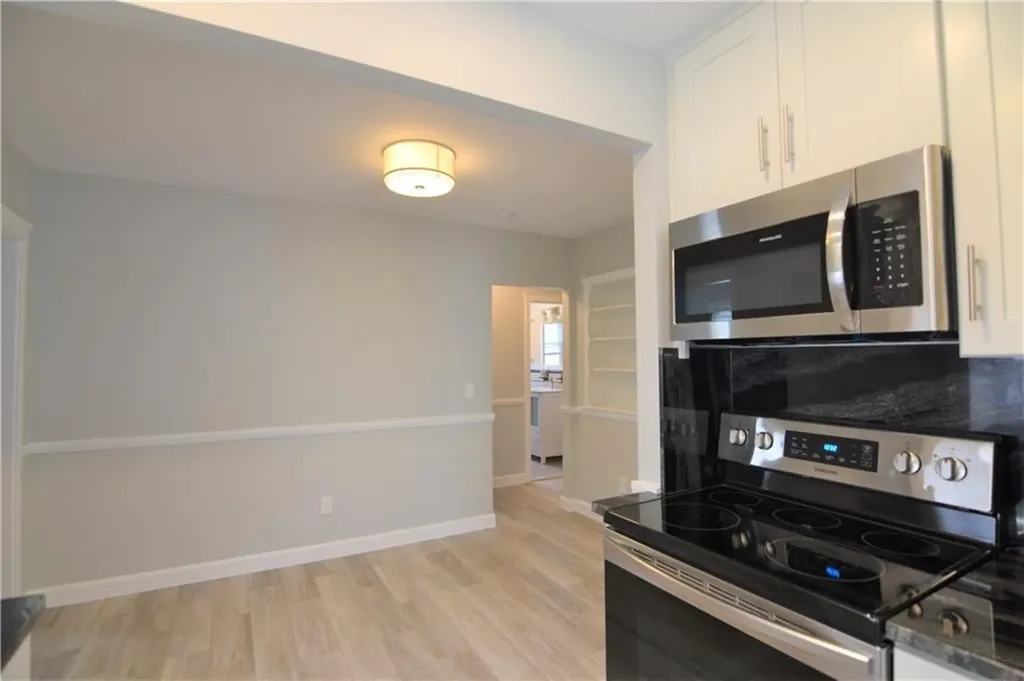 5 Holten Avenue Newport RI 02840