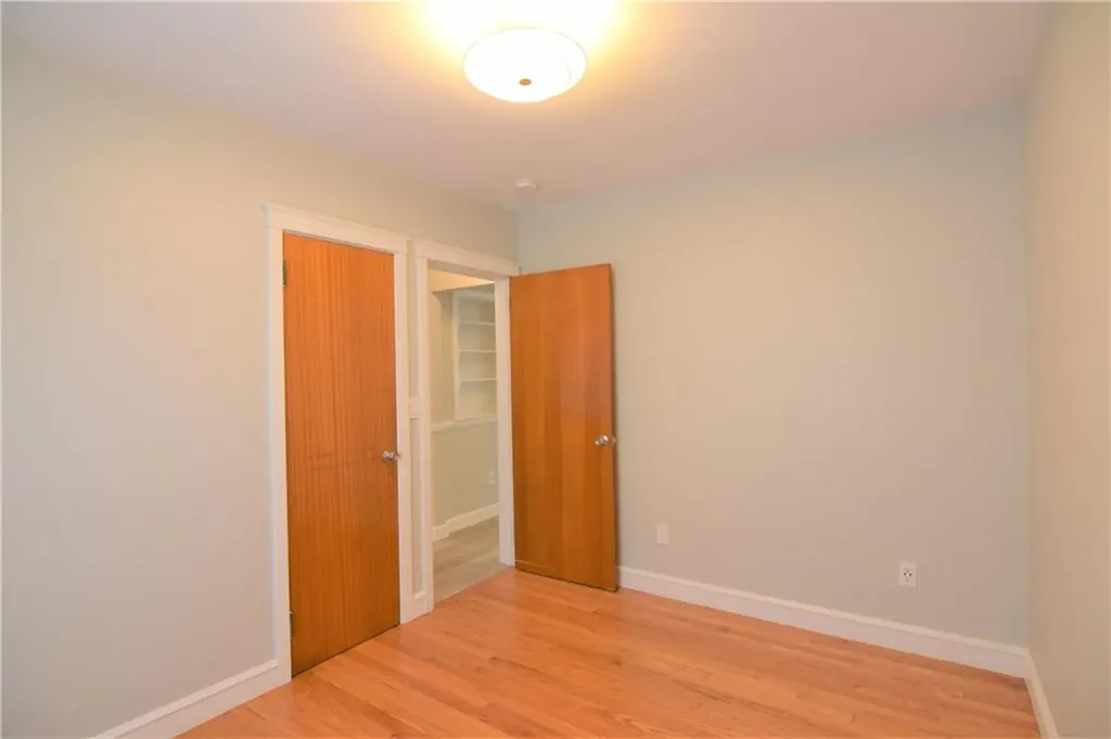 5 Holten Avenue Newport RI 02840