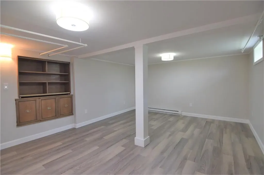5 Holten Avenue Newport RI 02840