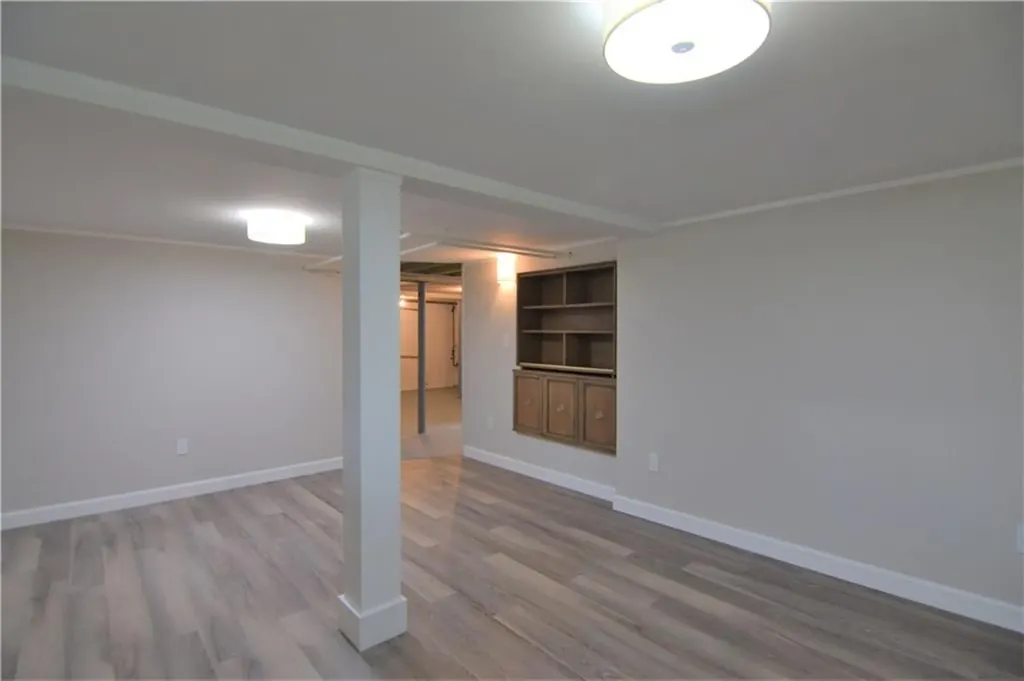 5 Holten Avenue Newport RI 02840