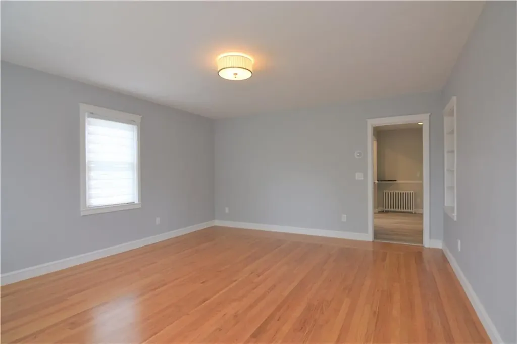 5 Holten Avenue Newport RI 02840
