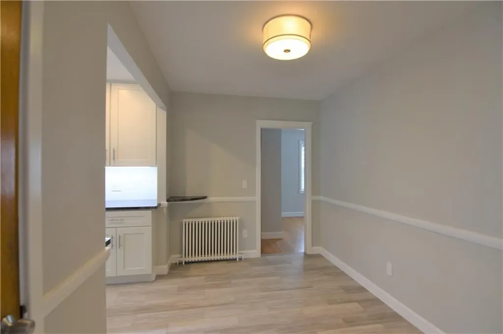 5 Holten Avenue Newport RI 02840