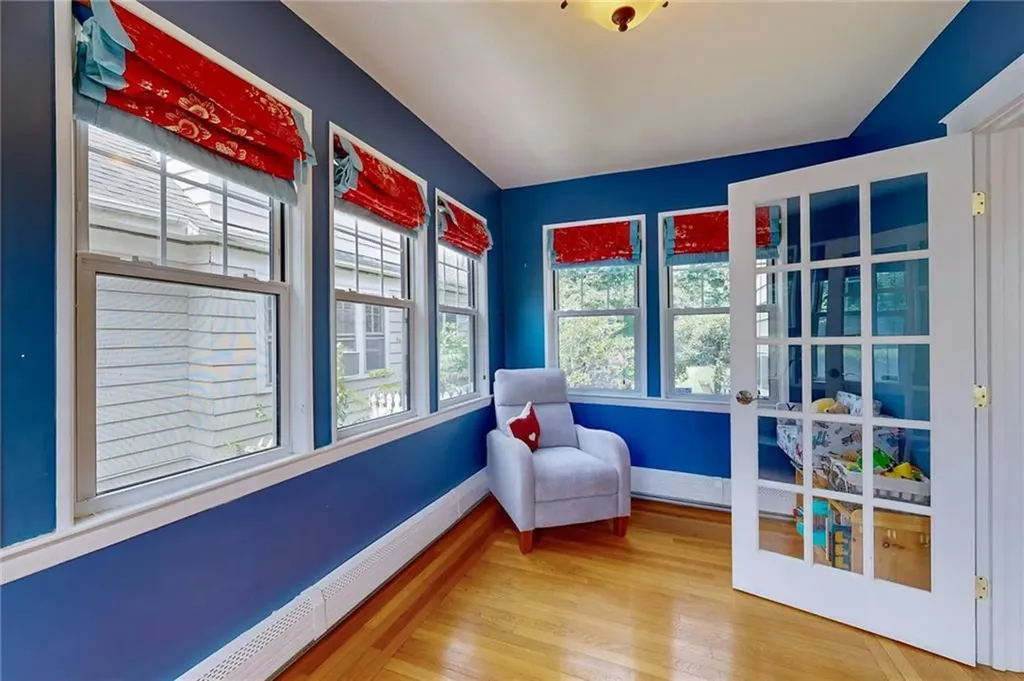 49 Berwick Lane Cranston RI 02905