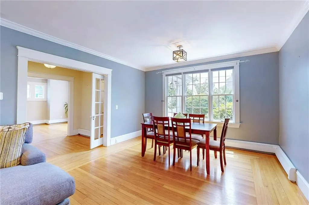 49 Berwick Lane Cranston RI 02905
