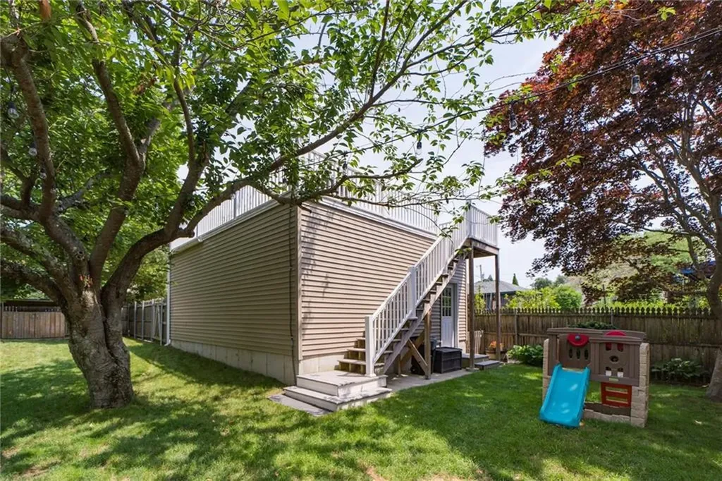 49 Berwick Lane Cranston RI 02905