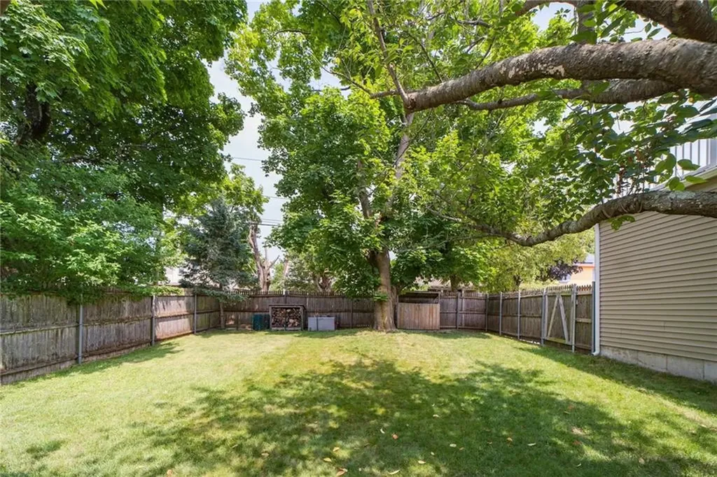 49 Berwick Lane Cranston RI 02905