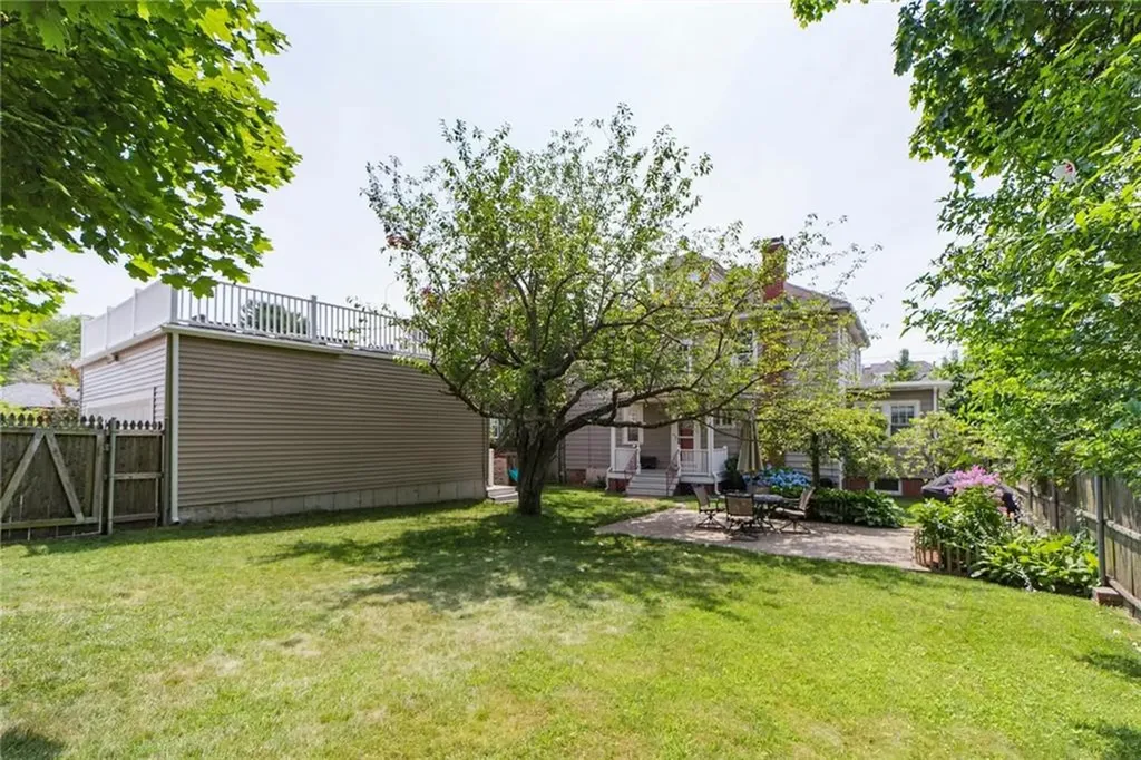 49 Berwick Lane Cranston RI 02905