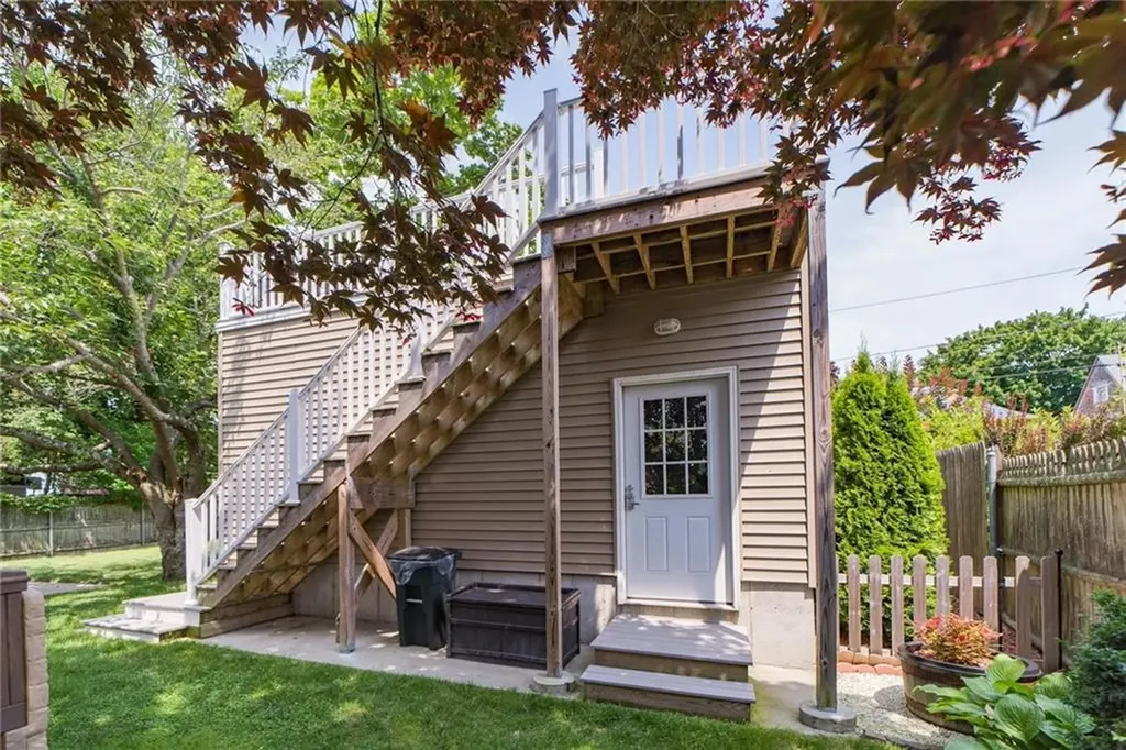 49 Berwick Lane Cranston RI 02905