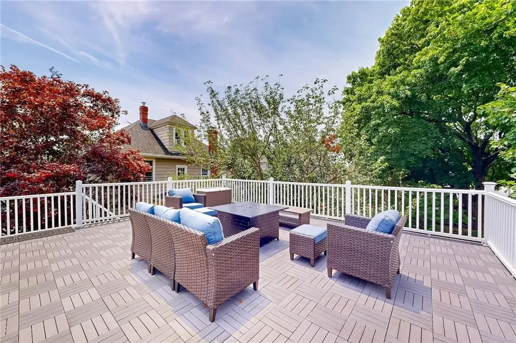49 Berwick Lane Cranston RI 02905