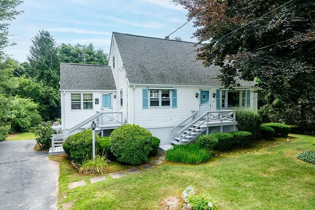 154 Cedar Road Charlestown RI 02813