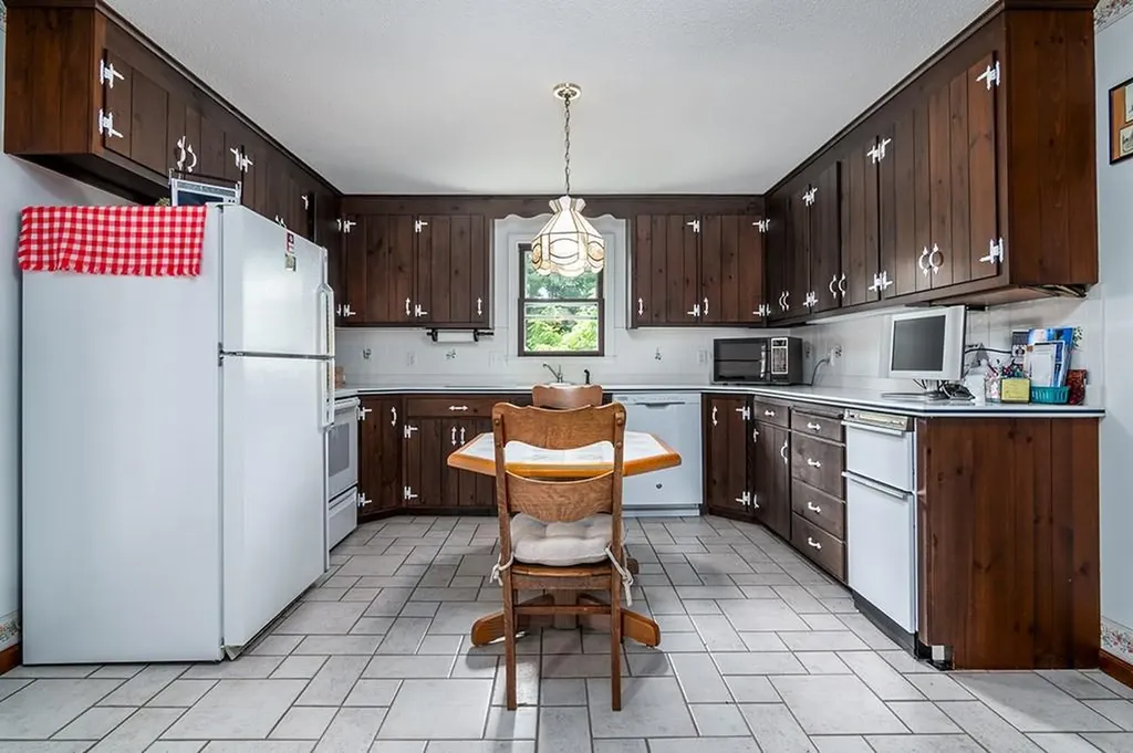 154 Cedar Road Charlestown RI 02813