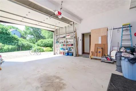 31 Kingfisher Road South Kingstown RI 02879