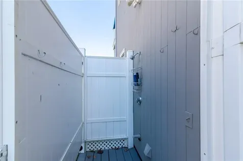 31 Kingfisher Road South Kingstown RI 02879