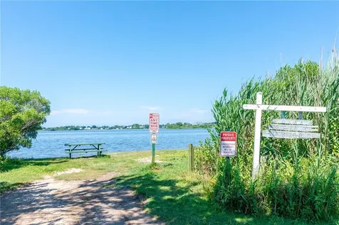 31 Kingfisher Road South Kingstown RI 02879