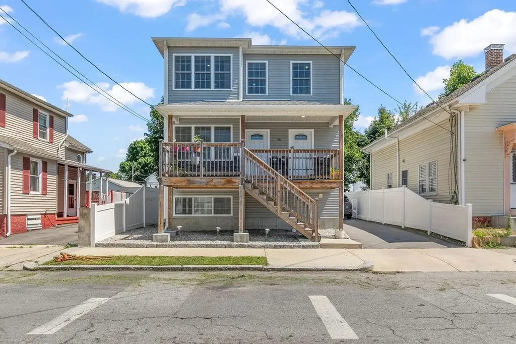 75 Lowell Avenue Providence RI 02909